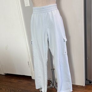 Lilly Pulitzer high rise cargo sweatpants baby blue  size large